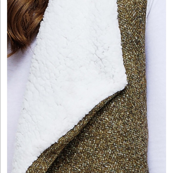 ARRIVED!Olive Green Open Front Vest Top! - Picture 6 of 8